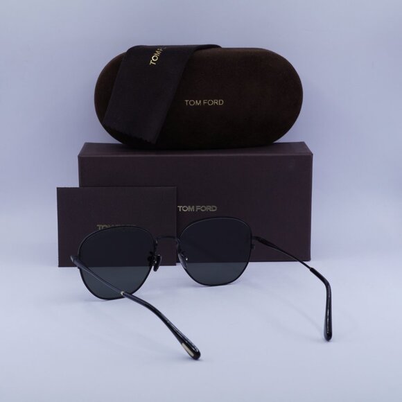 Final Price! Tom Ford FT0976-K 02A Black/Smoke Sunglasses - Picture 6 of 9